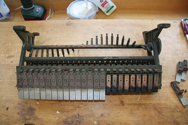 %_tempFileNameWurliTzer-800_081%